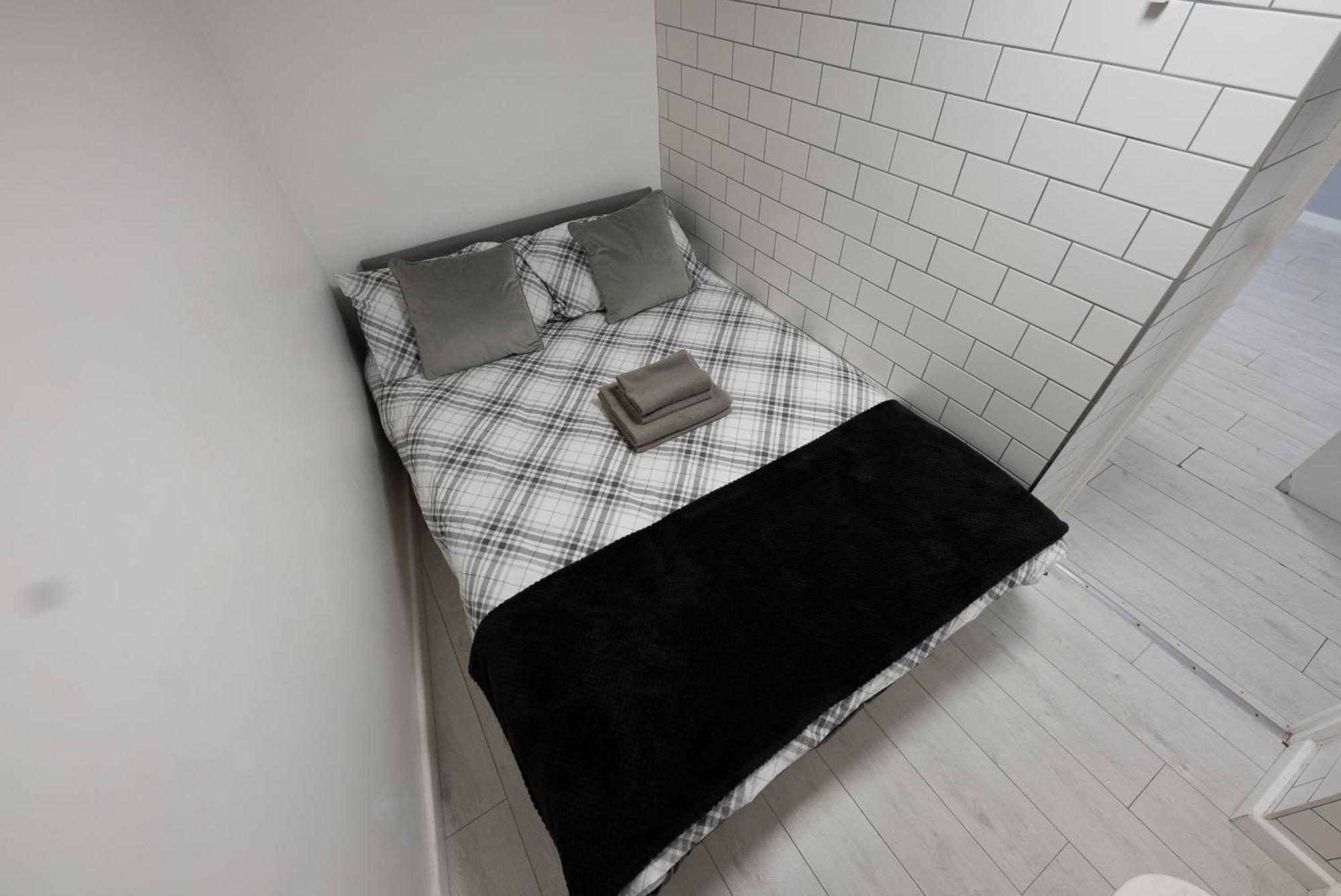 Modern One Bed * Hove