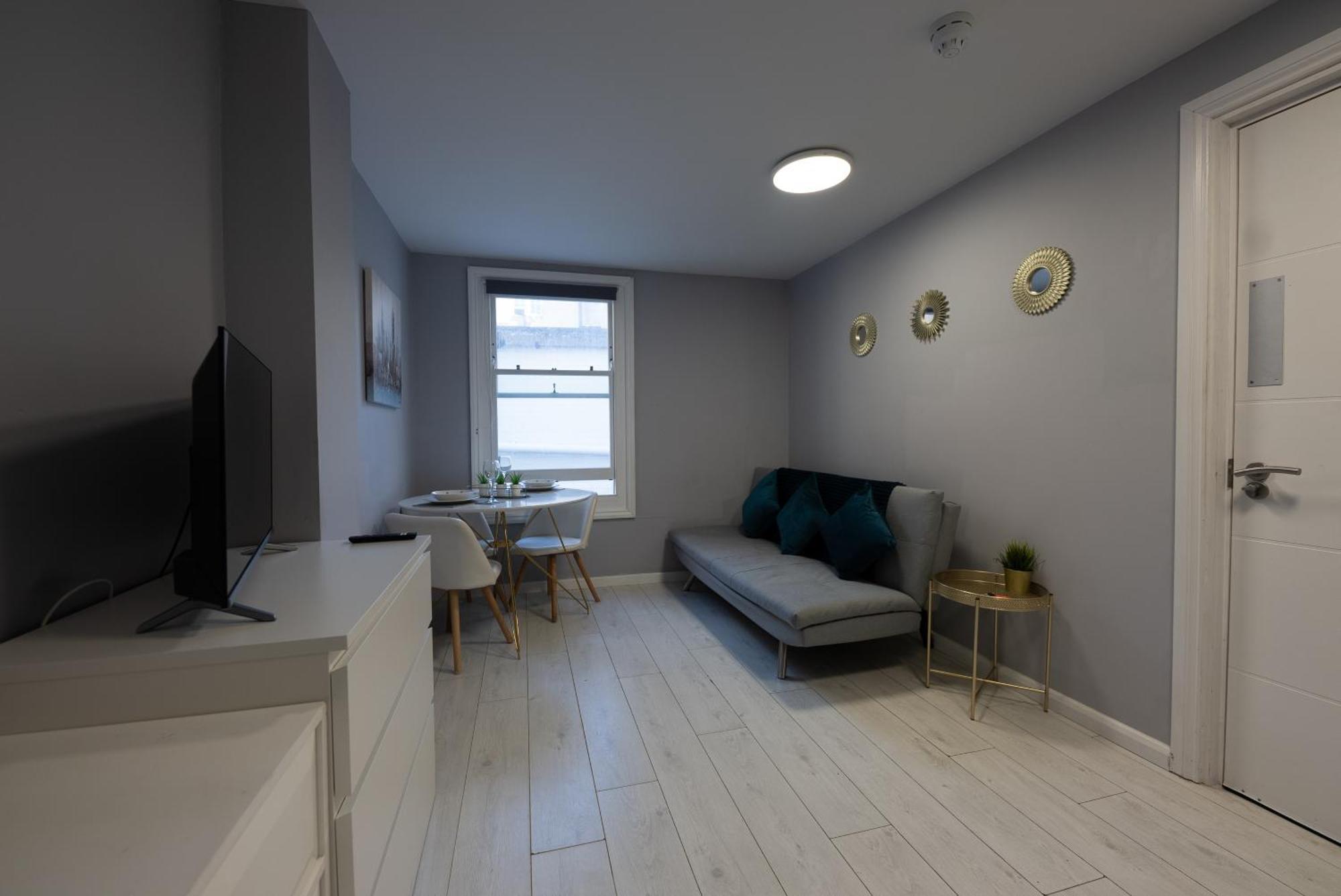 Modern One Bed Hove